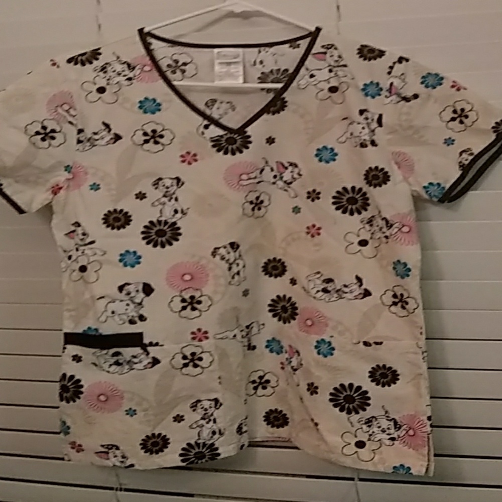 Disney 101 dalmatians scrub top pediatrician offic
